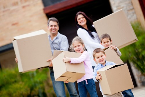 Flexible student storage space in Mottingham for term breaks