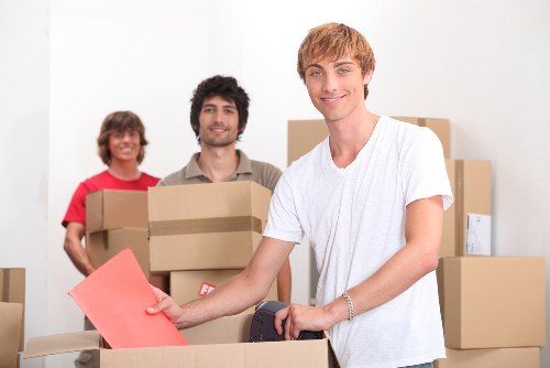 Investigation of a storage complaint with records and documents